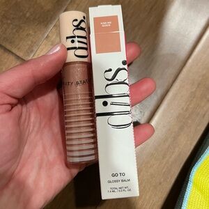 Dibs Go To Glossy Balm